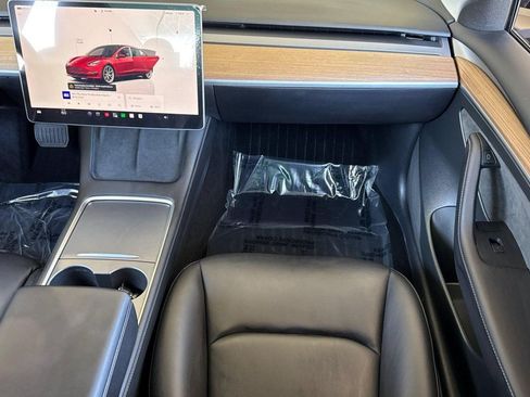 Used 2023 Tesla Model 3 Standard Range RWD image 30