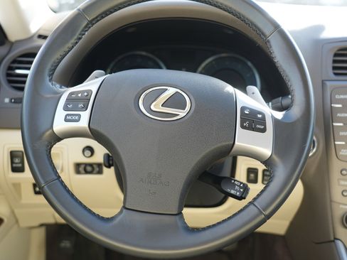 Used 2011 Lexus IS 250 image 23