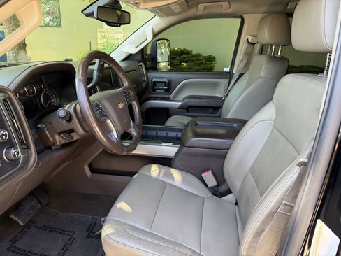 Used 2015 Chevrolet Silverado 2500 LTZ AWD/4WD image 15