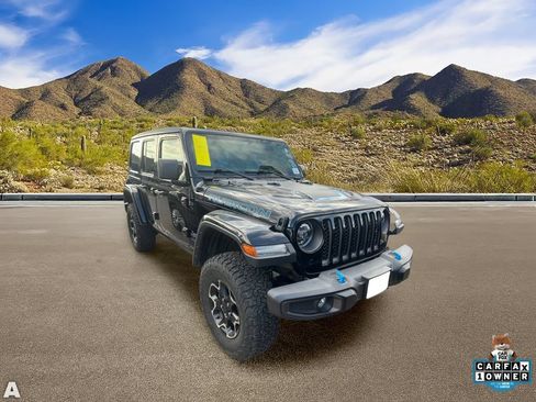 Used 2021 Jeep Wrangler Unlimited Rubicon 4xe w/ Cold Weather Group AWD/4WD image 5