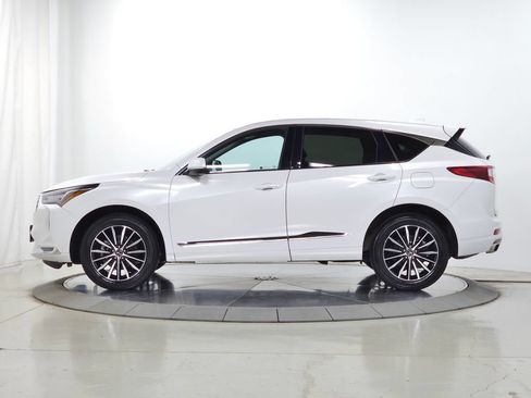 Used 2025 Acura RDX w/ Advance Package AWD/4WD image 5