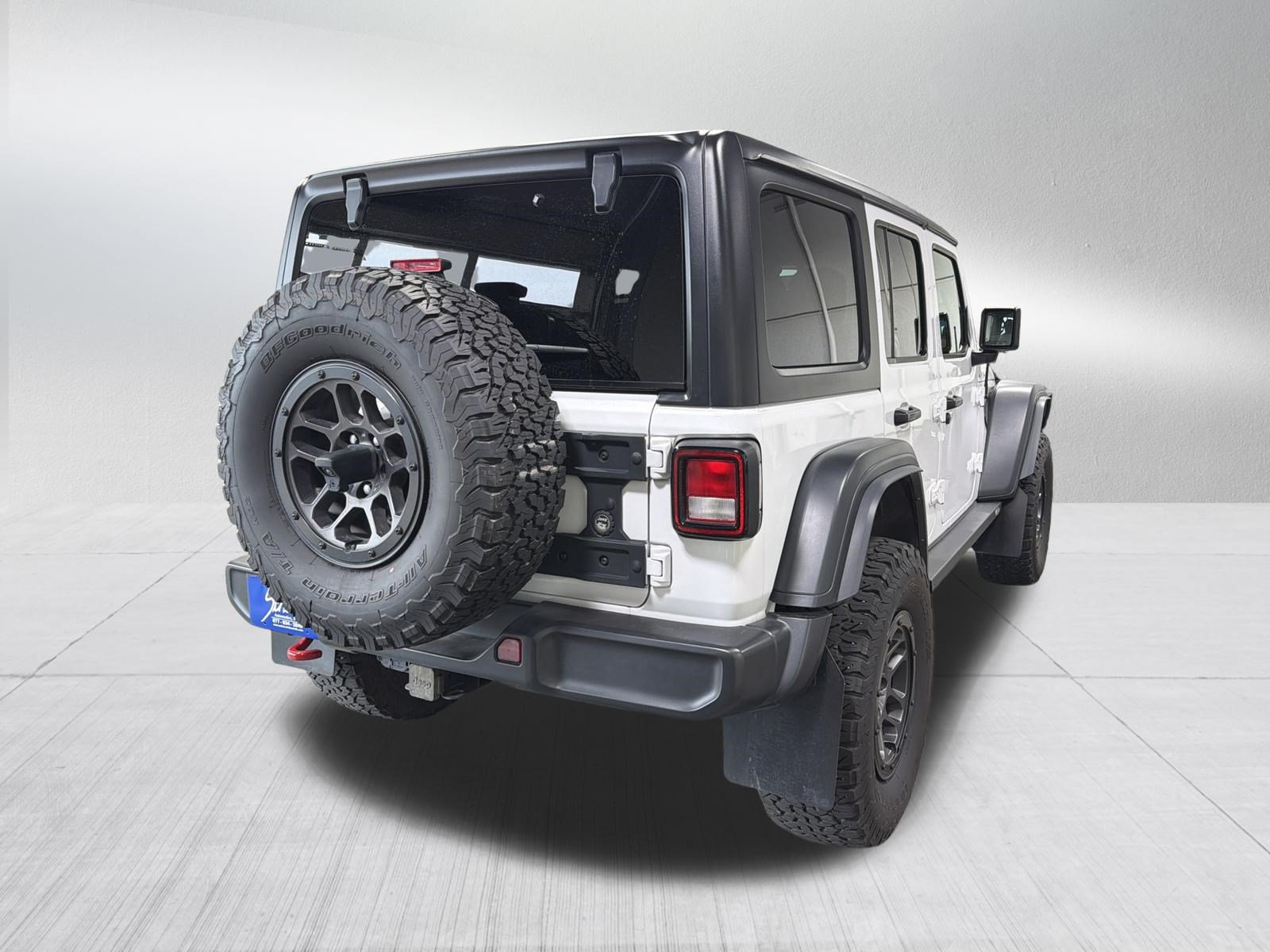 Used 2023 Jeep Wrangler Unlimited Rubicon w/ Xtreme 35 Tire Package AWD/4WD image 7