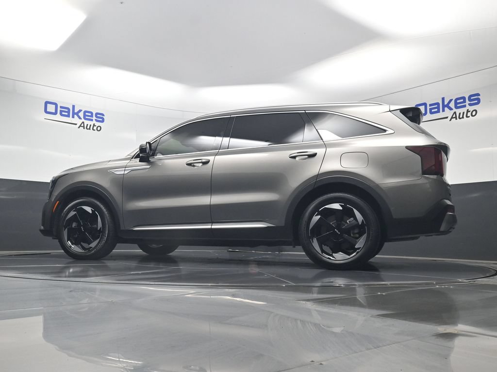 Used 2025 Kia Sorento EX AWD/4WD image 43