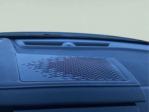 Used 2025 GMC Acadia Elevation image 65