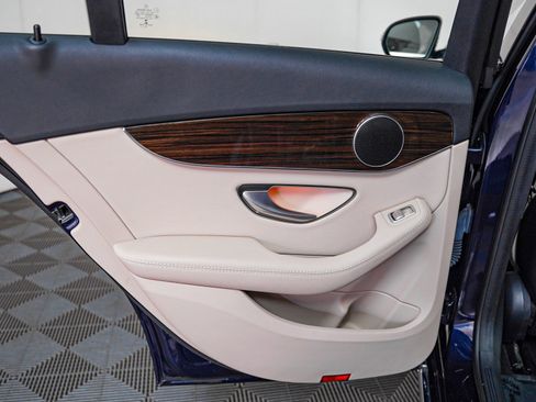 Certified 2019 Mercedes-Benz C 300 Sedan image 24