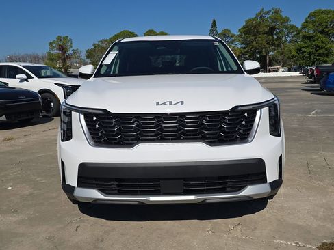 New 2026 Kia Sorento LX FWD image 3