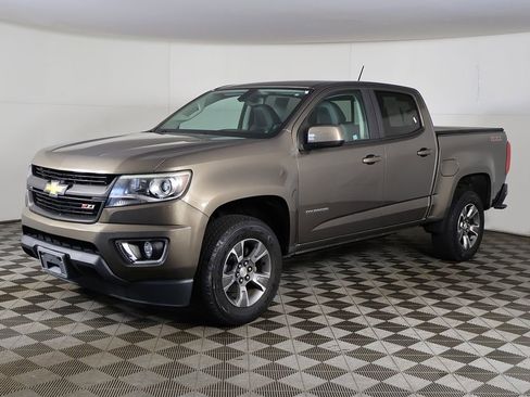 Used 2017 Chevrolet Colorado Z71 RWD image 5