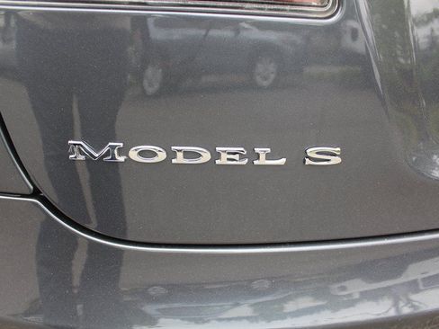Used 2015 Tesla Model S 85D AWD/4WD image 32