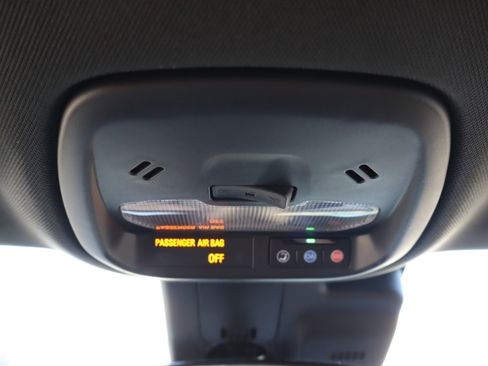 Used 2025 Chevrolet Trax RS w/ Driver Confidence Package FWD image 30