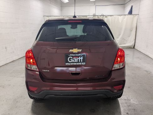 Used 2017 Chevrolet Trax LS FWD image 8