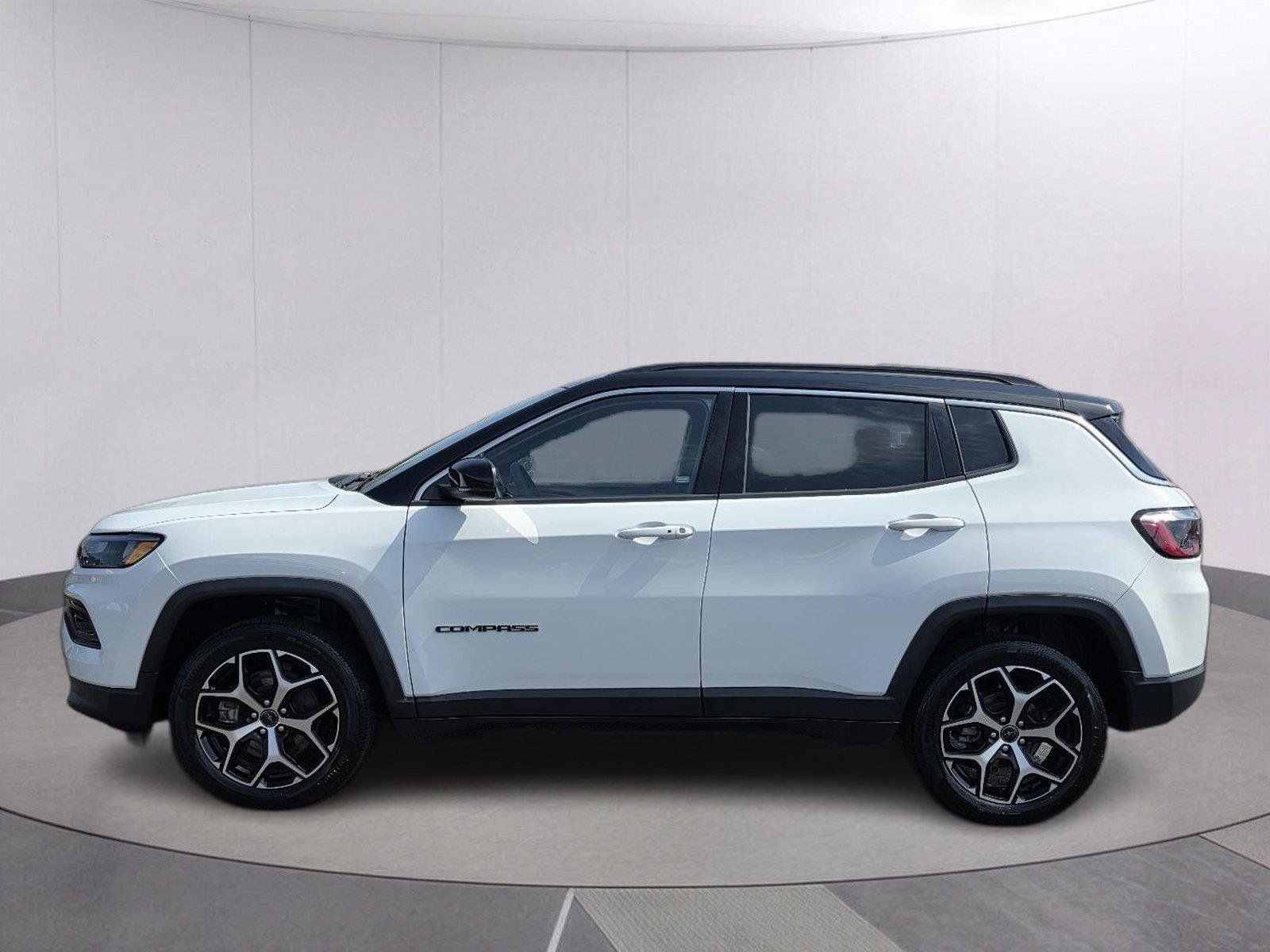 Certified 2025 Jeep Compass Limited AWD/4WD image 8