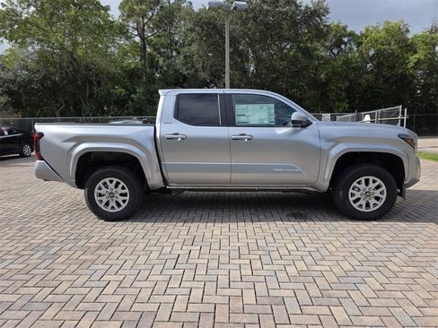New 2026 Toyota Tacoma SR5 image 12
