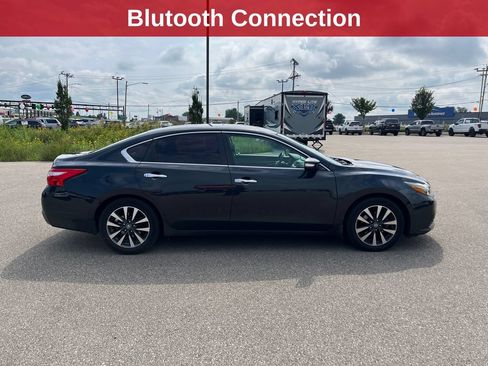 Used 2016 Nissan Altima 2.5 SL w/ 2.5 Technology w/LED Package FWD image 7