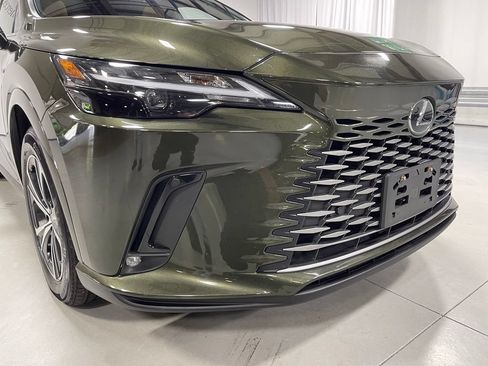 Used 2023 Lexus RX 350 Premium w/ Accessory Package AWD/4WD image 11