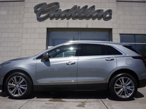 New 2025 Cadillac XT5 Premium Luxury w/ Technology Package image 10