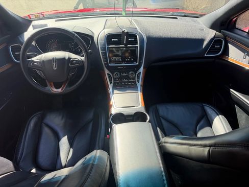 Used 2016 Lincoln MKX Select w/ Select Plus Package image 29