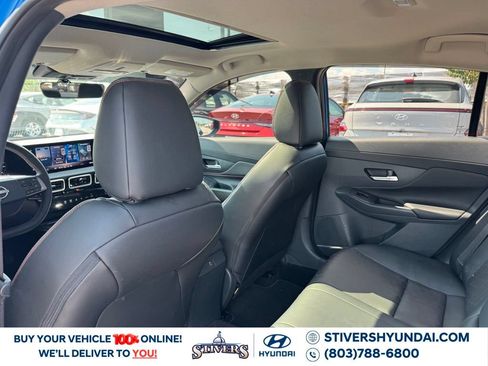 Used 2026 Nissan Sentra SR w/ SR Premium Package FWD image 23