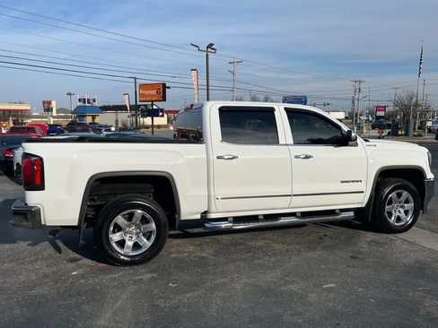 Used 2018 GMC Sierra 1500 SLT AWD/4WD image 9
