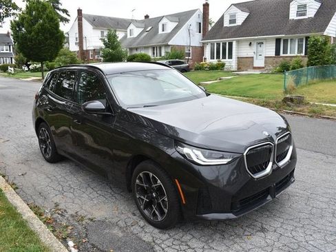 Used 2025 BMW X3 xDrive30i AWD/4WD image 4