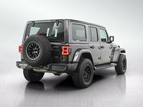 Used 2020 Jeep Wrangler Unlimited Sahara AWD/4WD image 6