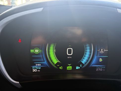 Used 2018 Chevrolet Volt LT w/ LT Driver Confidence Package image 11