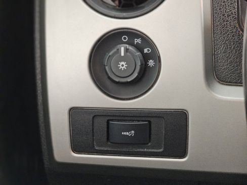 Used 2014 Ford F150 Raptor image 17