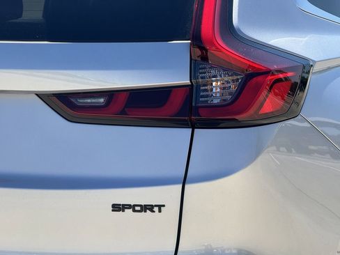 Used 2025 Honda CR-V Sport image 11