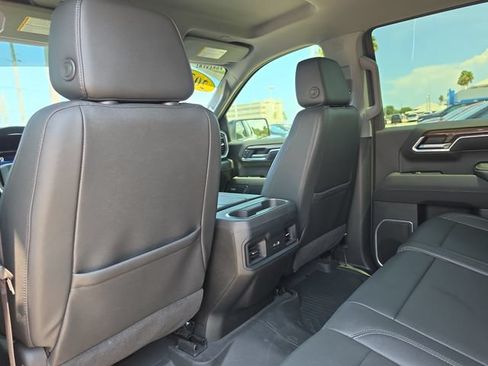 Used 2023 Chevrolet Silverado 1500 RST AWD/4WD image 11