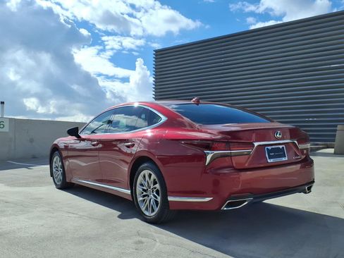 Used 2018 Lexus LS 500 image 4