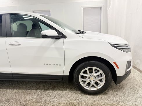 Certified 2024 Chevrolet Equinox LT image 11