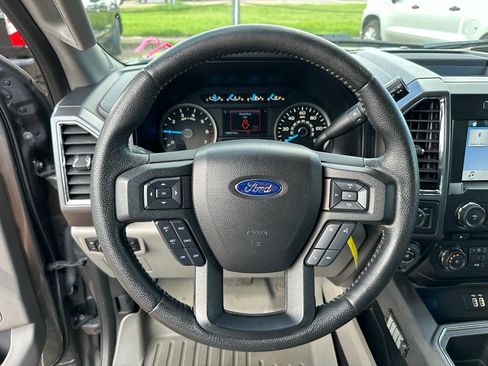 Used 2016 Ford F150 XLT w/ Equipment Group 302A Luxury image 18