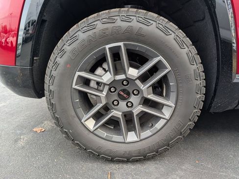 New 2026 GMC Terrain AT4 w/ Convenience Package III image 7