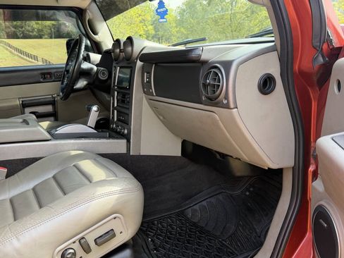 Used 2003 HUMMER H2 w/ Preferred Equipment Group AWD/4WD image 35