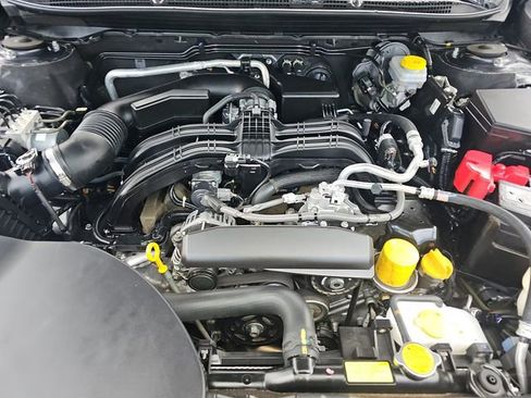 Used 2023 Subaru Outback Premium image 13