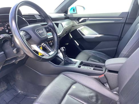 Used 2022 Audi Q3 2.0T Premium AWD/4WD image 3
