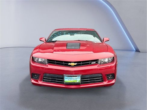 Used 2015 Chevrolet Camaro SS image 2
