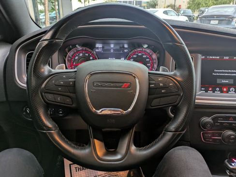 Used 2022 Dodge Charger R/T RWD image 7