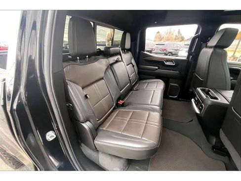 Used 2024 Chevrolet Silverado 1500 High Country w/ Technology Package image 29