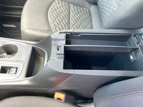 Used 2019 Chevrolet Equinox LT FWD image 14