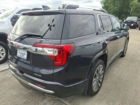 Certified 2022 GMC Acadia Denali w/ GMC Pro Grade Package AWD/4WD image 5