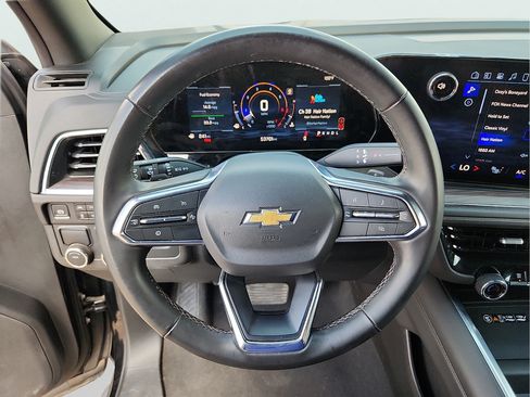 Used 2025 Chevrolet Tahoe LT RWD image 21
