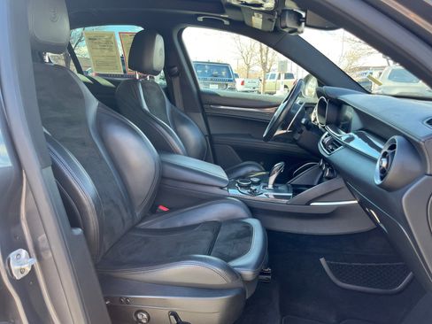 Used 2019 Alfa Romeo Stelvio Quadrifoglio w/ Driver Assist Dynamic Package image 28