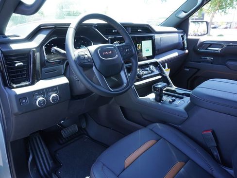New 2026 GMC Sierra 1500 AT4 AWD/4WD image 17