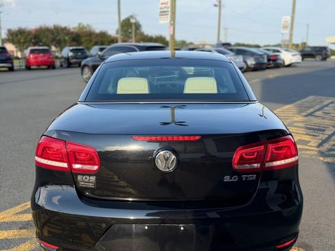 Used 2013 Volkswagen Eos Executive FWD image 5