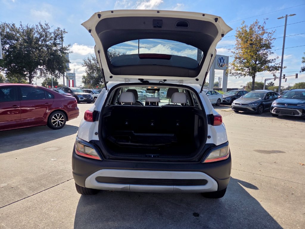 Used 2023 Hyundai Kona SEL w/ Cargo Package FWD image 27