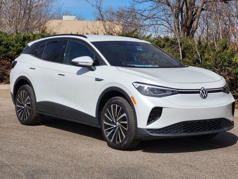 New 2025 Volkswagen ID.4 Pro image 3