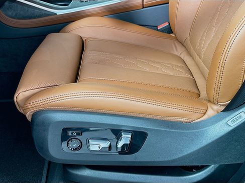 New 2026 BMW X7 xDrive40i w/ Executive Package image 21