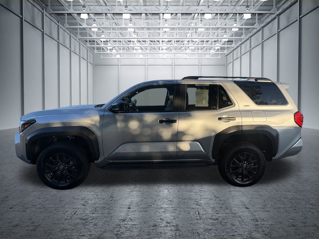 Used 2025 Toyota 4Runner SR5 AWD/4WD image 2