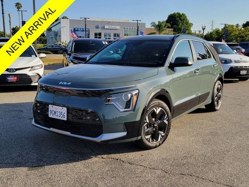 Used 2023 Kia Niro Wind FWD image 1