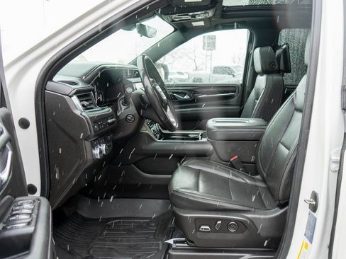 Used 2021 GMC Yukon XL Denali w/ Denali Ultimate Package image 11